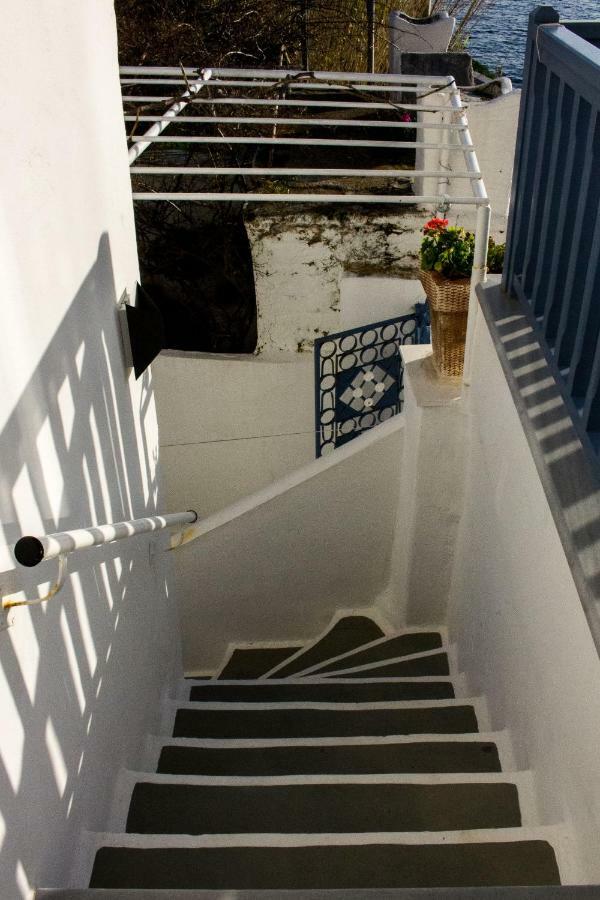 Blue Island Apartamento Batsi  Exterior foto